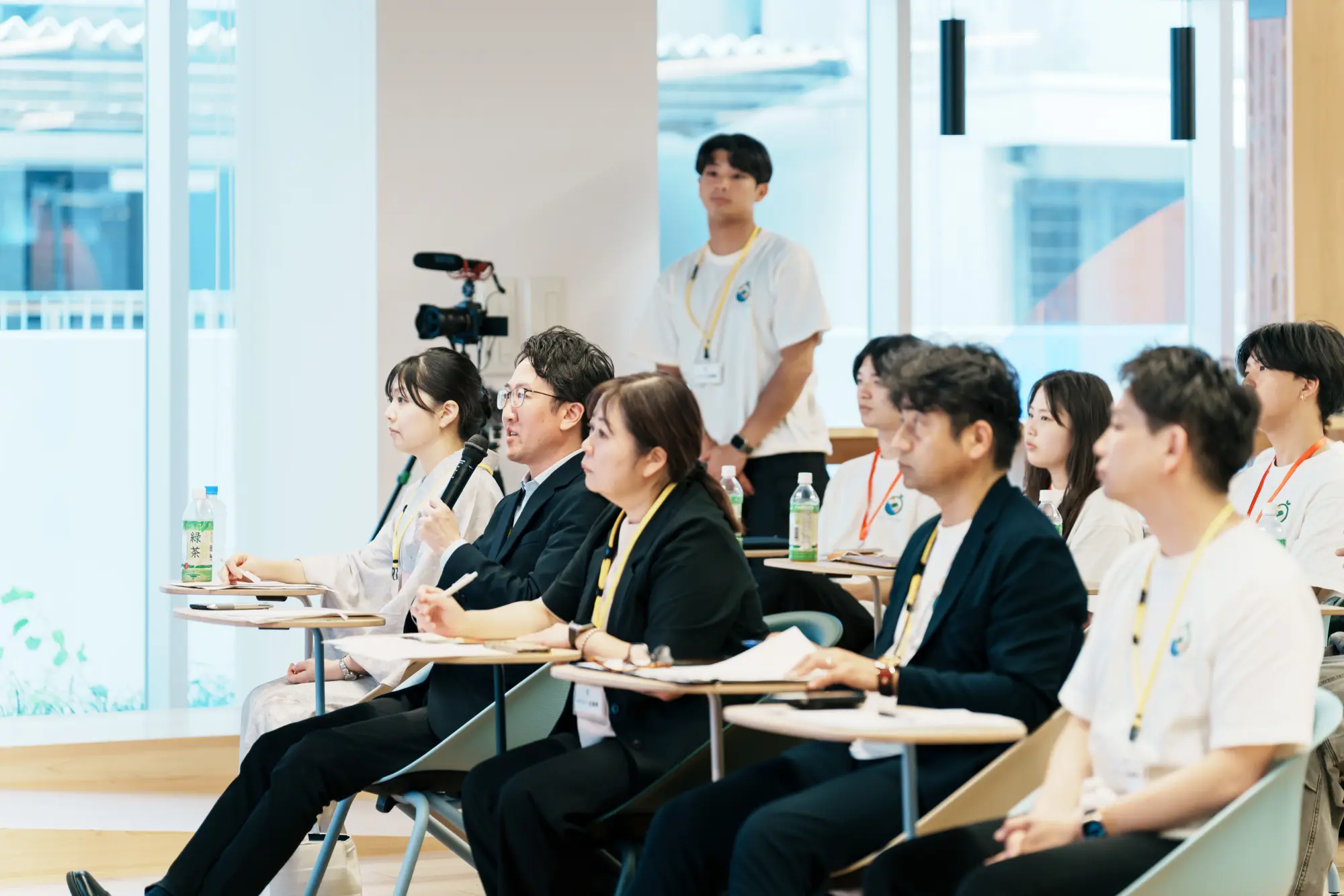 日常Bチームへ講評する審査員